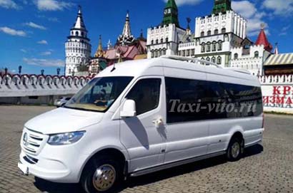 Экскурсия по Москве на такси Мерседес
