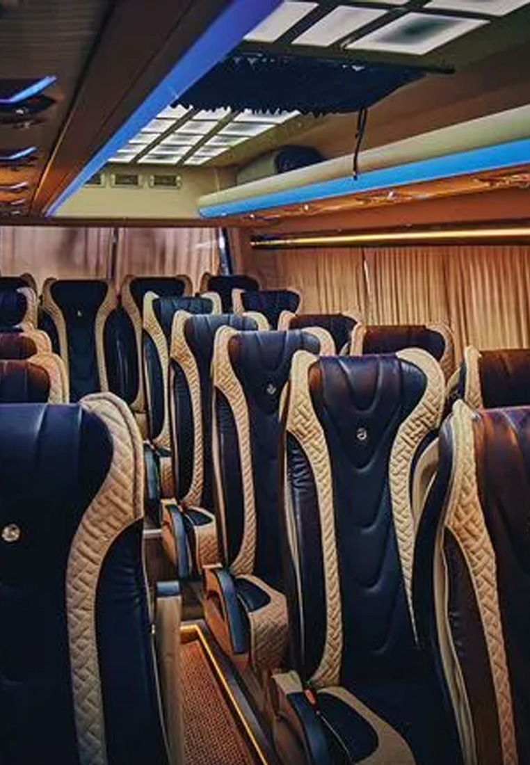 Аренда Mercedes Benz Sprinter 906 черный VIP заказ с водителем в Москве