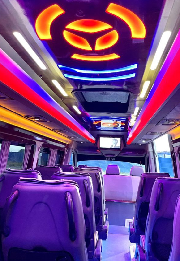 Аренда Mercedes Benz Sprinter VIP заказ с водителем в Москве