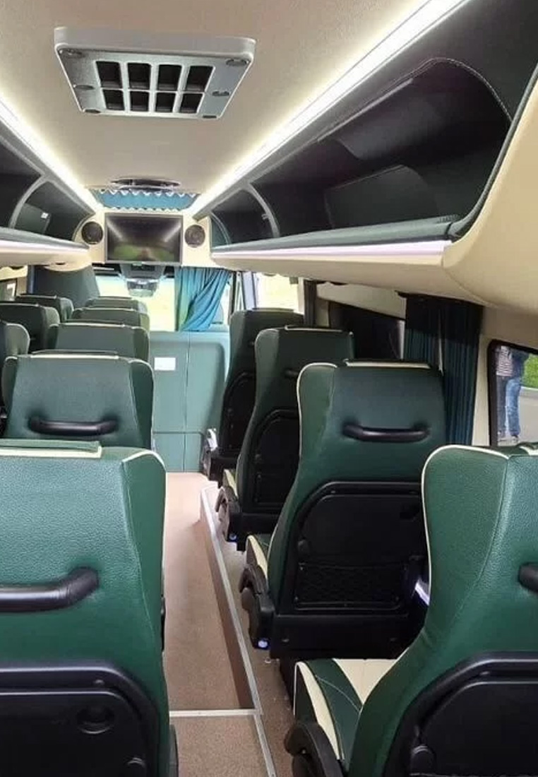 Аренда Mercedes Sprinter 907 VIP белый 18 мест с водителем